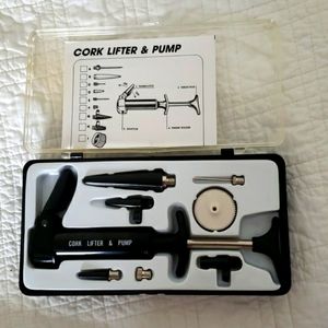 NWT Cork Lifter & Pump wine bottle opener & air pump multi-tool